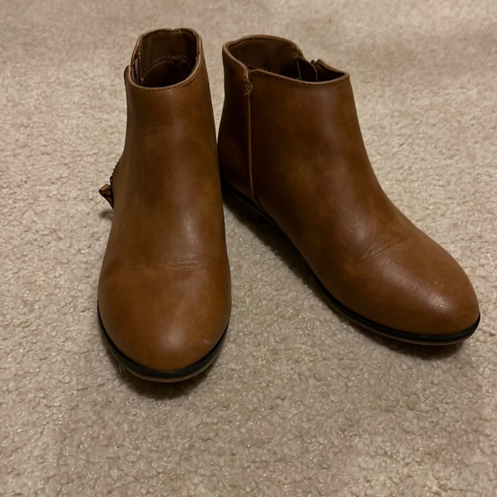 Girls Boots